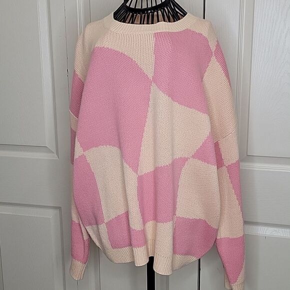 BAILEY ROSE Pink and Peach Oversized Sweater Size Small - Picture 2 of 7